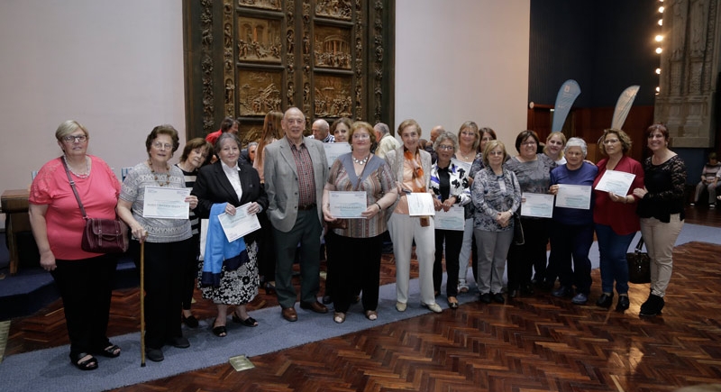 Participantes de los Talleres de Fundación SECOM fueron distinguidos en la IMM