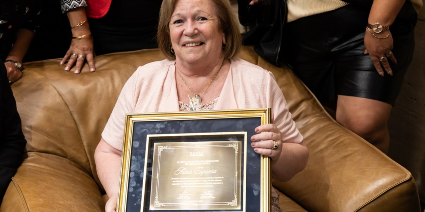 Homenaje a la Directora de SECOM
